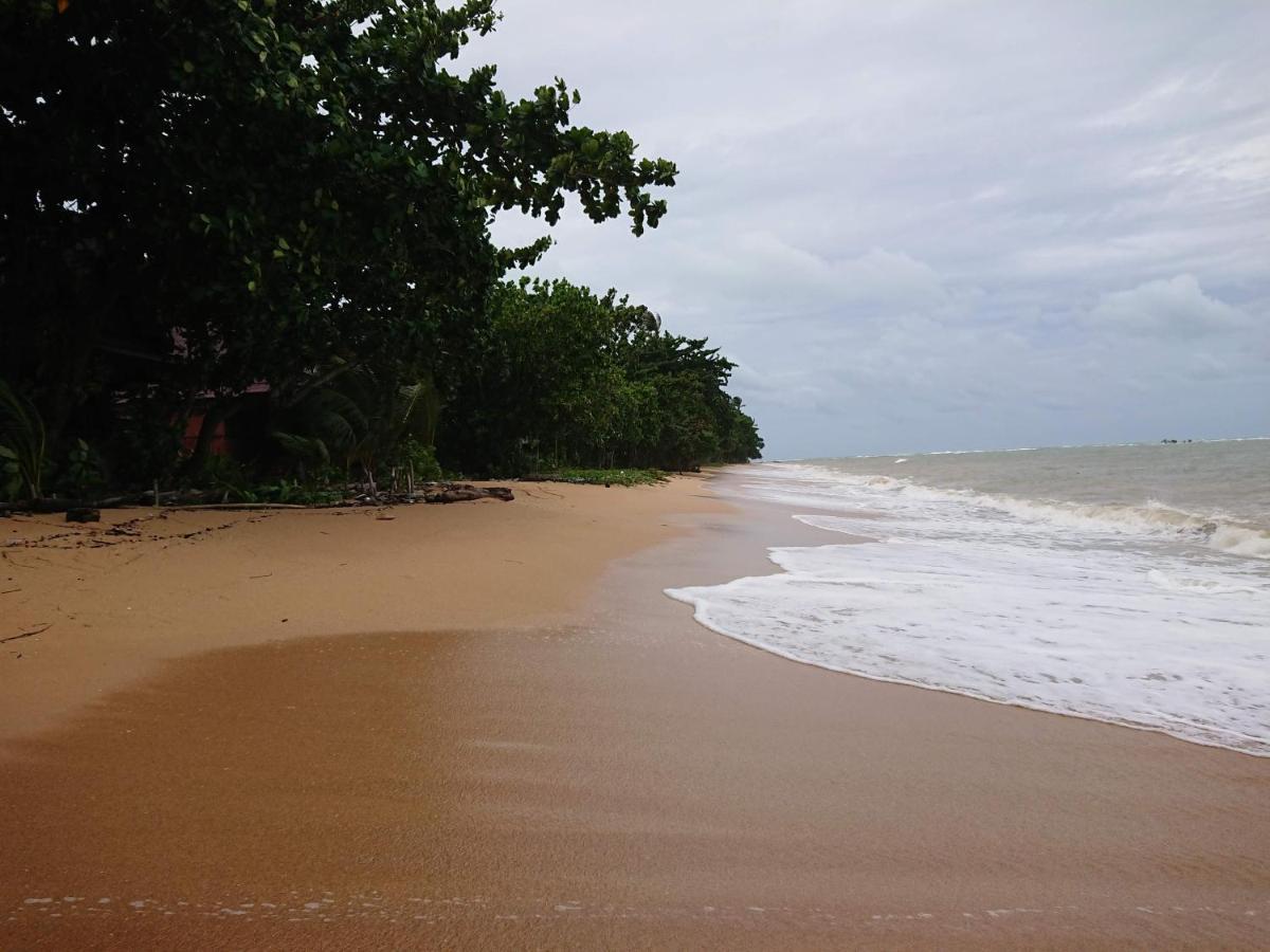 Le Dugong Libong Resort Esterno foto